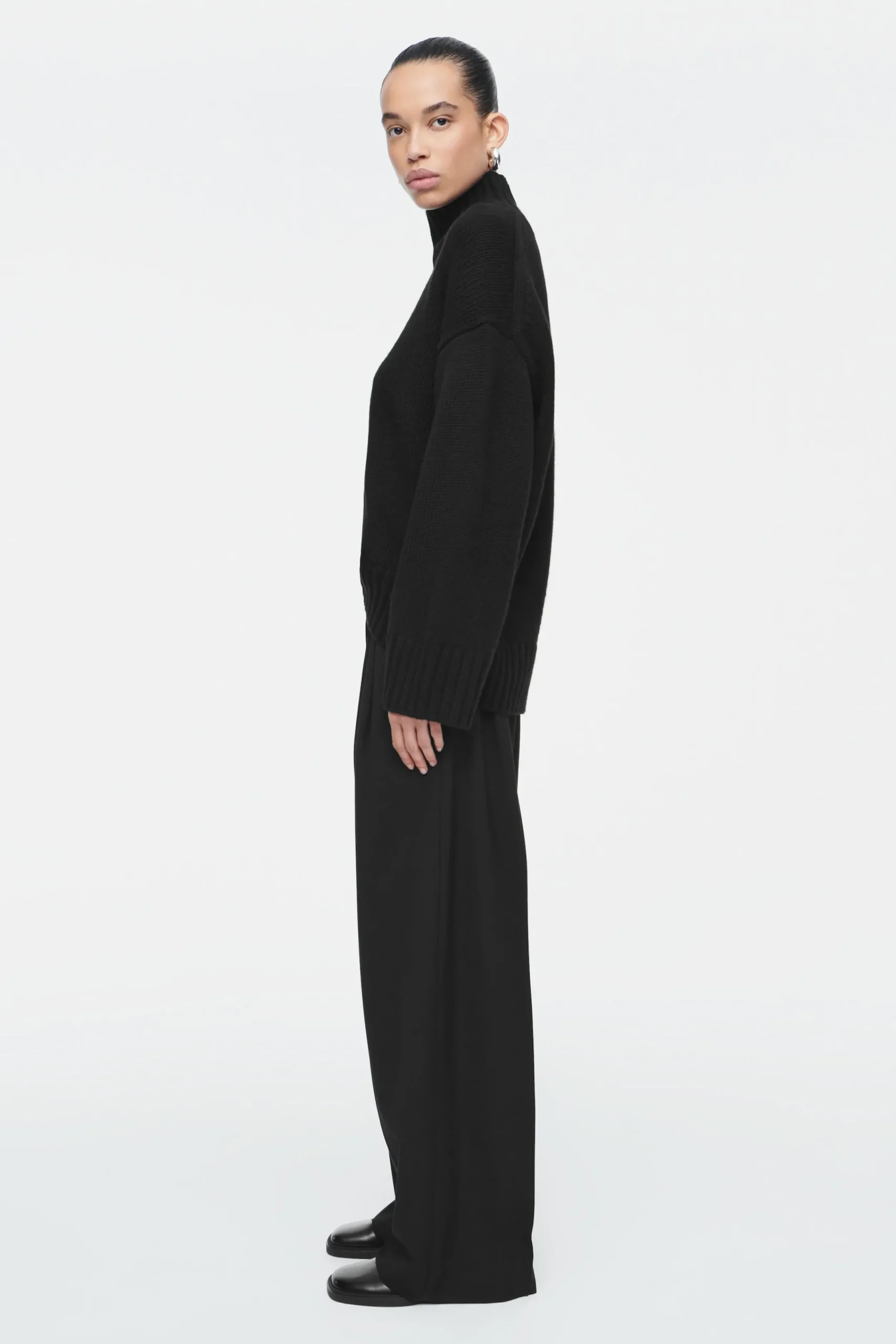 COS PANTALON LARGE EN SERGÉ DÉCONTRACTÉ NOIR Fashion